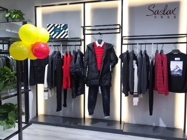 12月开业气势如虹 祝贺莎斯莱思陕西店盛大开业