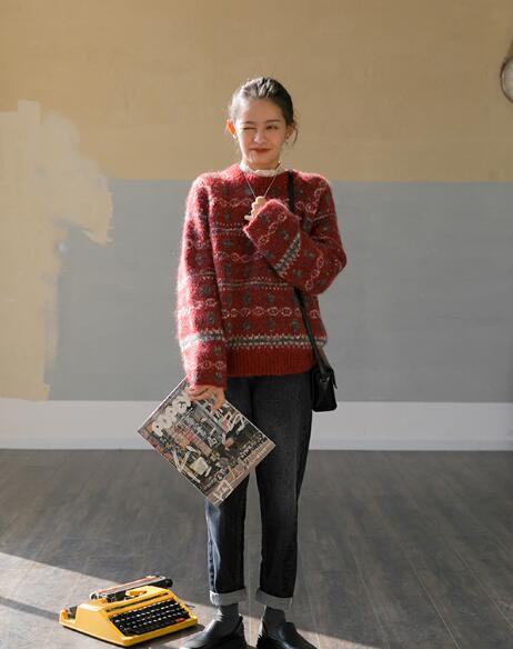 大红色毛衣好看吗 冬天红色毛衣怎么穿高级