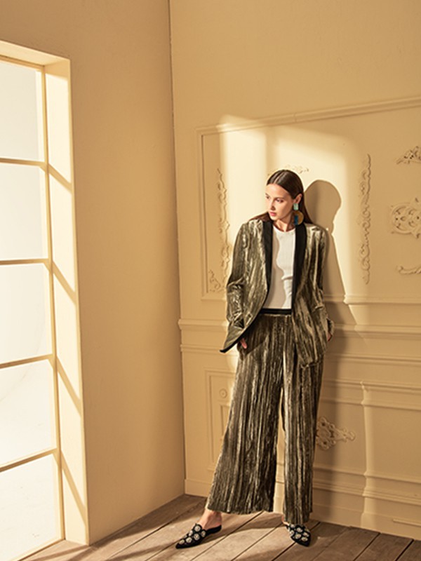 如何才能将自己的气质穿出来 亦芮女装教你怎么穿