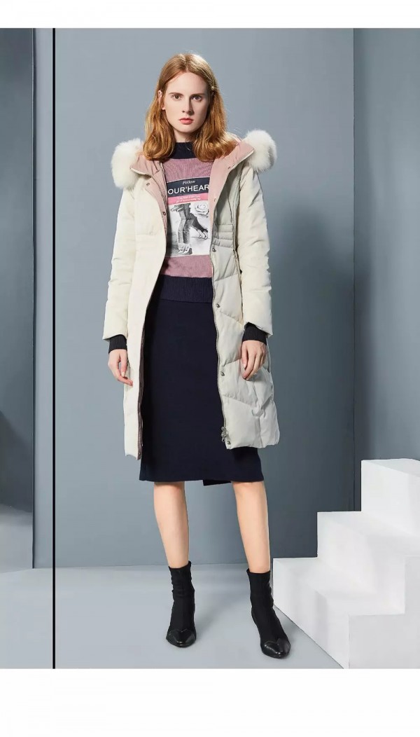 丝雨桐羽绒服新款惊喜上市