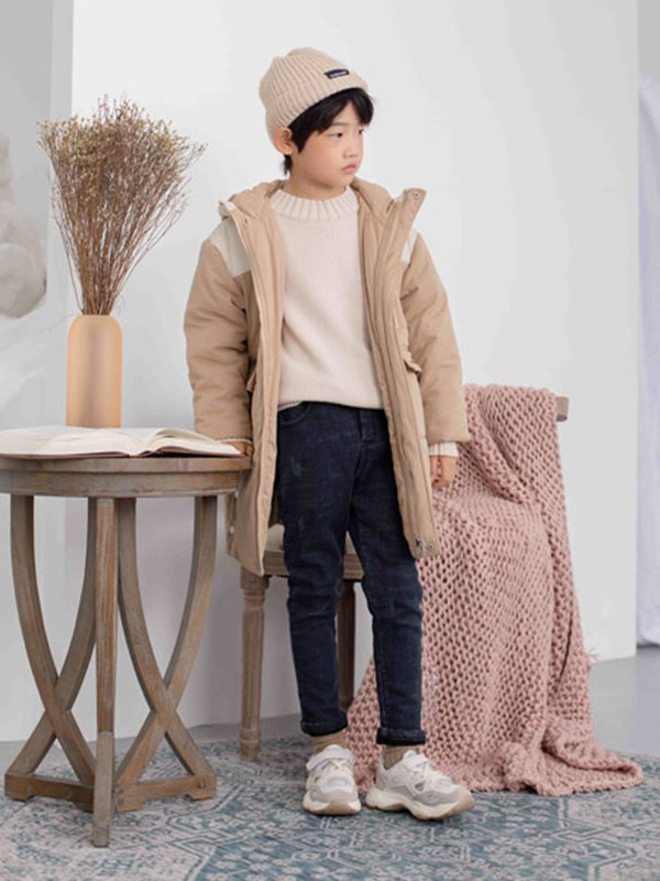 加绒裤子配什么衣服好看 彩色笔教你儿童冬季好看又保暖搭配