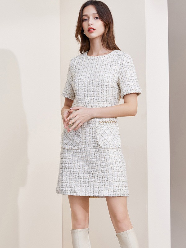 小香风好看吗 冬日小香风女装怎么穿