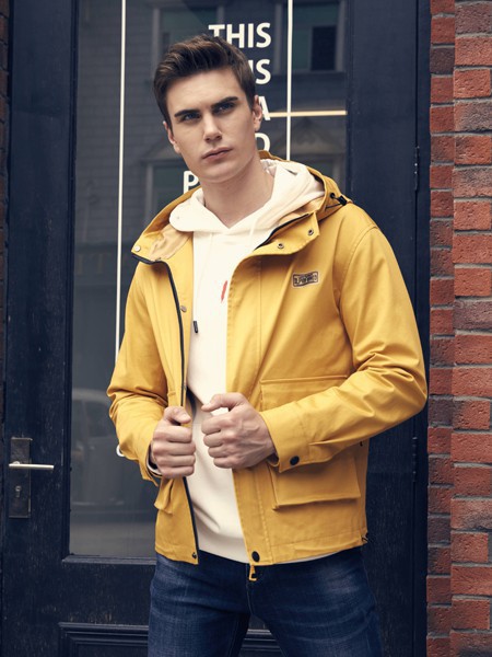 卫衣配什么外套比较合适