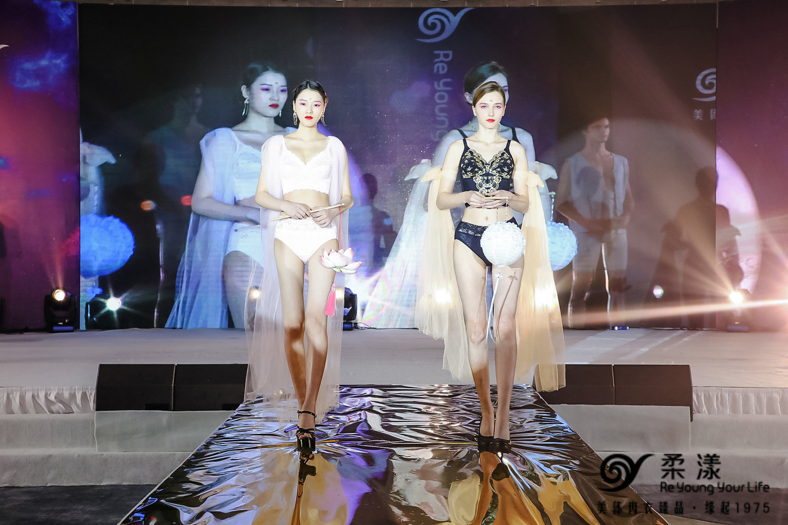 柔漾美体内衣年度大赏秀 看完心情激动太养眼了!