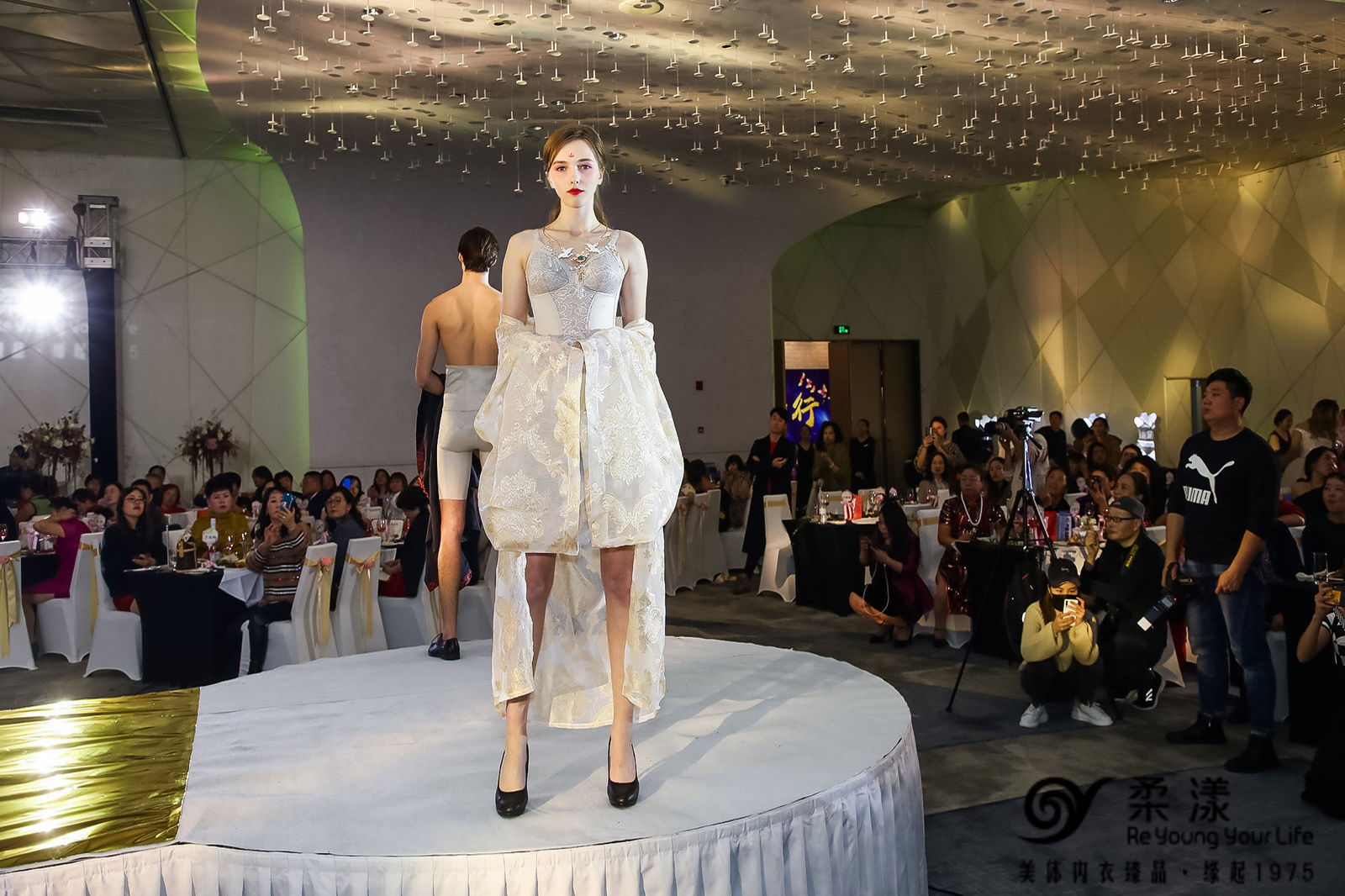 柔漾美体内衣年度大赏秀 看完心情激动太养眼了!