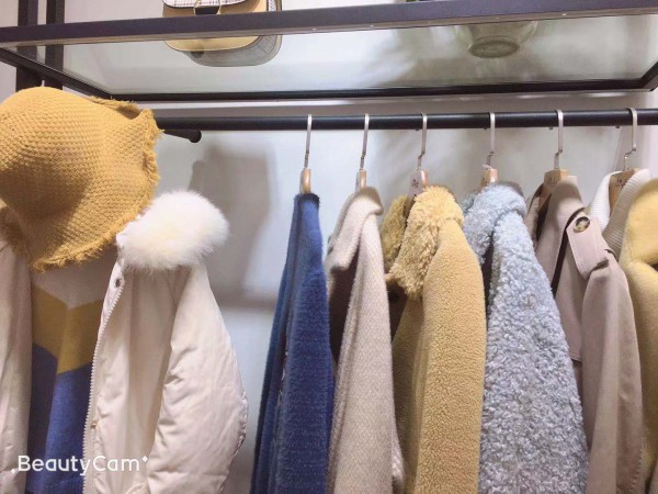 爱依莲女装店加盟年底钜惠不玩套路 创富永不“打烊”