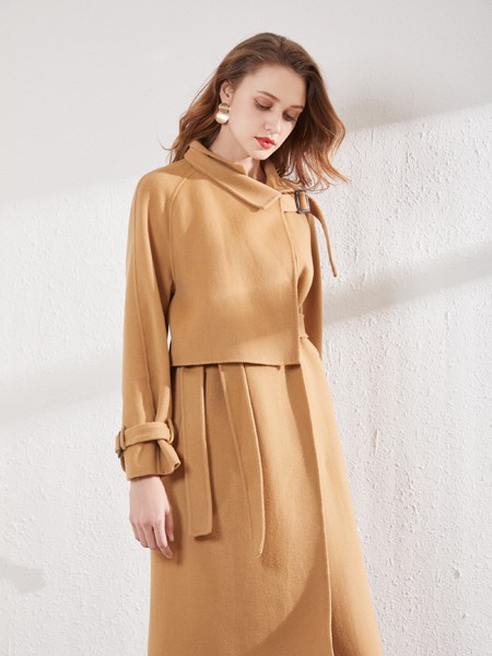 2020年春节穿什么衣服好看 2020春节流行款外套