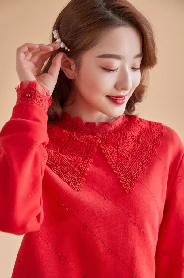 应景的圣诞装怎么穿好看 风笛时尚好看的圣诞女装