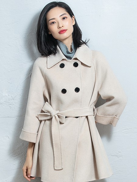 优雅知性的时髦穿搭 穿出独属冬日的色彩