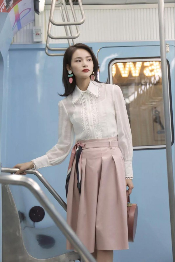 卡蔓春季新品赏析:在路上,是为了更优雅地归来...