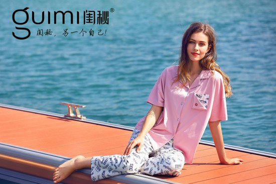 内衣加盟费用是多少 闺秘加盟商帮你找到答案