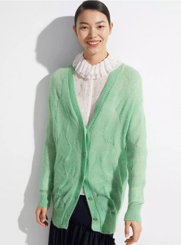 EP雅莹:衣橱必备心动色 美先一步