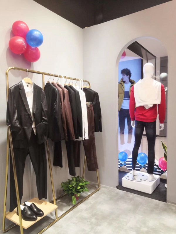 热烈祝贺莎斯莱思福建新店盛大开业!恭祝开业大吉!