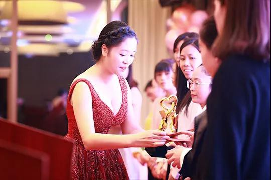 2019年终盛典|携手奋进•砥砺前行