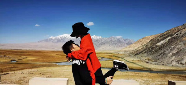 TCE服装定制展  这是一家成就定制店的女西高定服务品牌