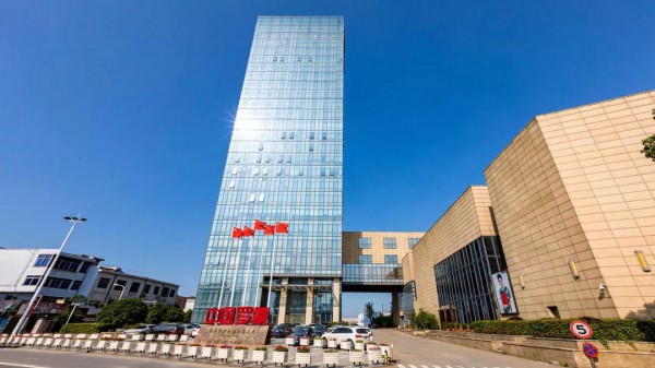 罗蒙新零售辽宁锦州太和区万达广场店盛大开业