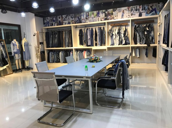 一条牛仔裤的自救之路