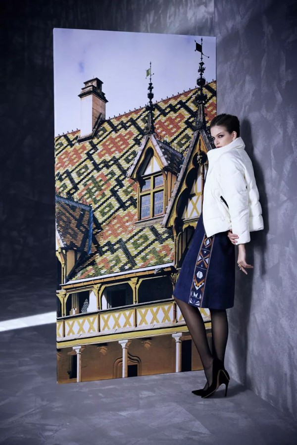 冬天连衣裙短裙怎么搭配  冬季连衣裙配什么外套