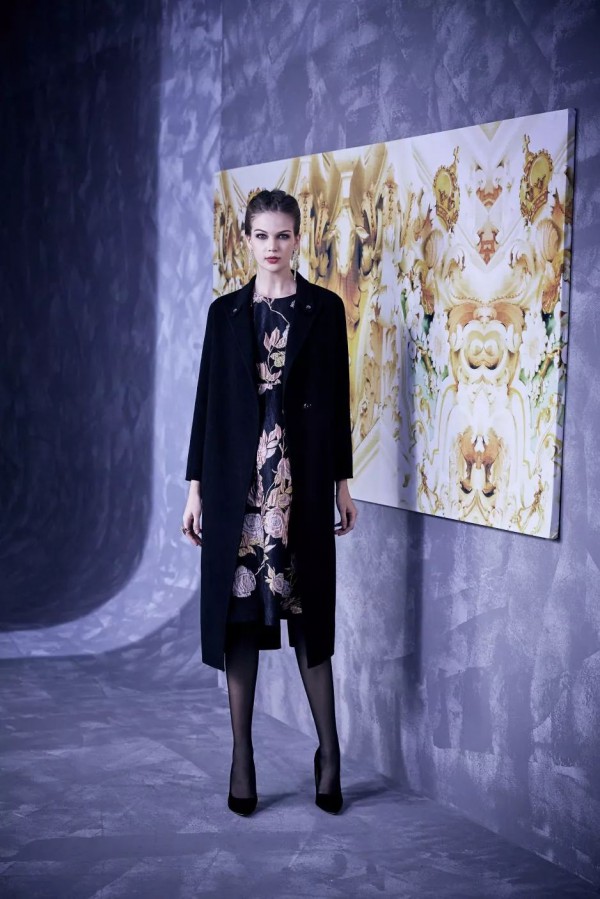 冬天连衣裙短裙怎么搭配  冬季连衣裙配什么外套