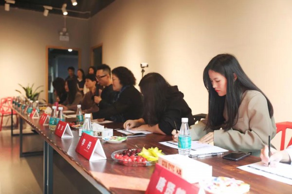 深大&迪凯 中国传统文化创新实战课程之三 —— 暨深圳大学美术与设计学院第一届“迪凯杯”中国传统文化传承与创新作品评比