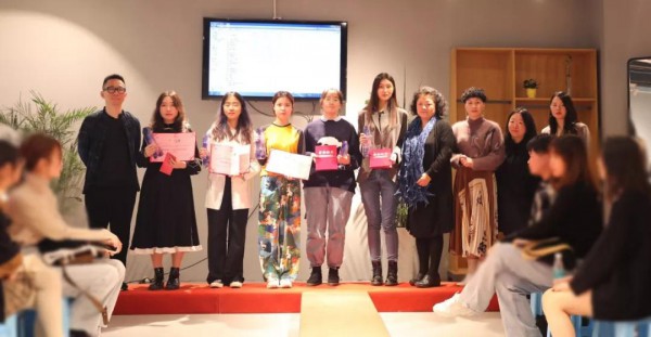 深大&迪凯 中国传统文化创新实战课程之三 —— 暨深圳大学美术与设计学院第一届“迪凯杯”中国传统文化传承与创新作品评比