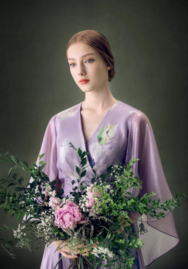 年底聚会PARTY穿什么礼服端庄大方 来看看欧柏兰奴轻礼服