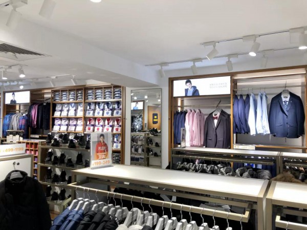 罗蒙新零售山东威海环翠区利群购物广场店盛大开业