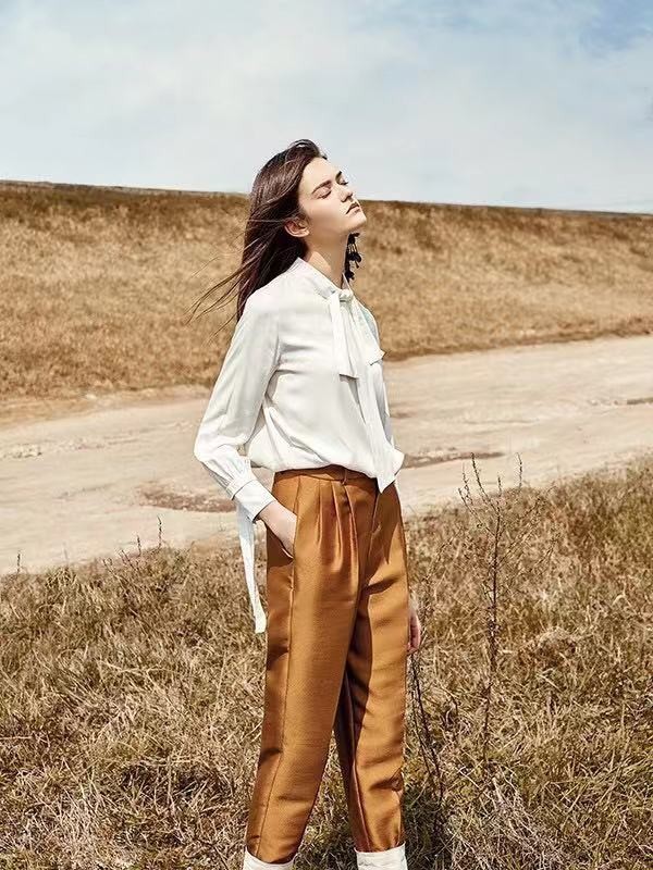 秋季有哪些好看穿搭 艾格伊品为你打造优雅魅力