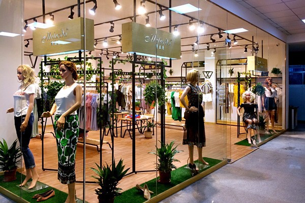 如何装修好一家服装店 摩兰度教你几招