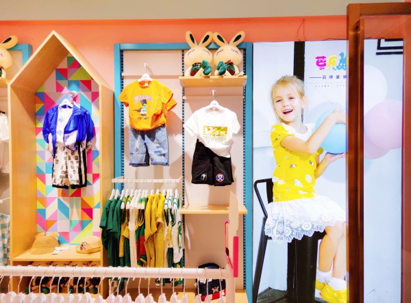 童装店生意好做吗?加盟芭乐兔童装轻松抢占商机