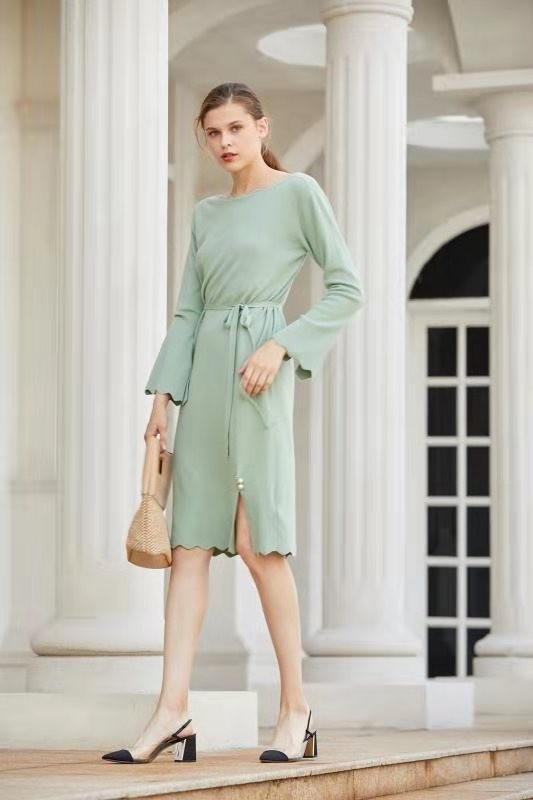 初秋有哪些仙气十足的连衣裙?时尚女生的专属!