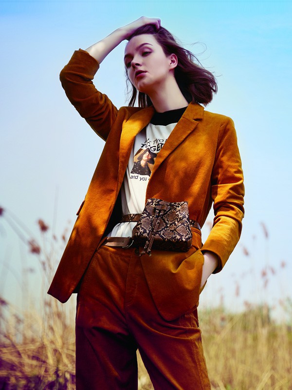 喜讯! 恭喜简约风情签约扬州徐女士和江西谢女士