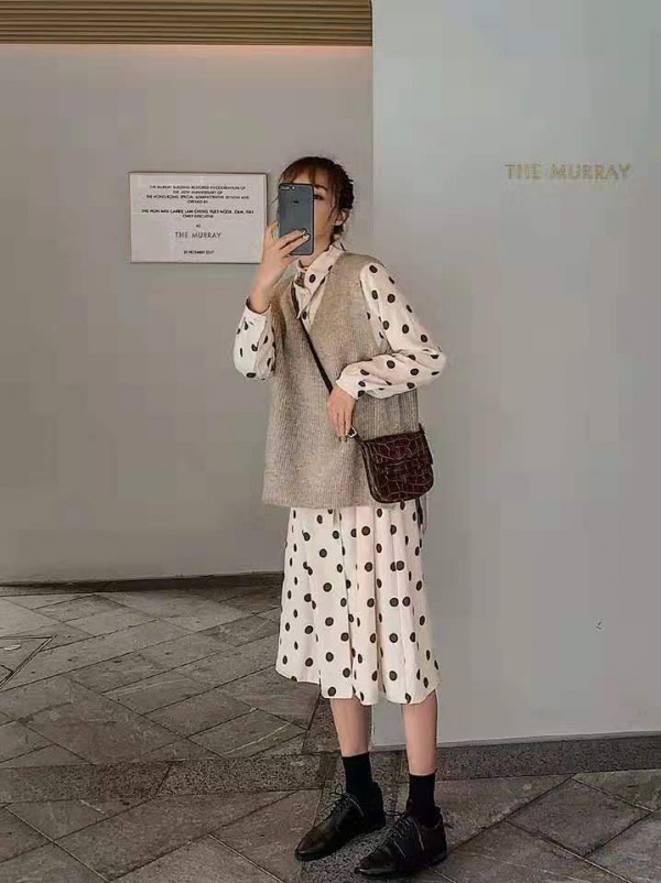 有哪些适合秋天穿搭的长袖连衣裙 长袖连衣裙怎么穿更时尚