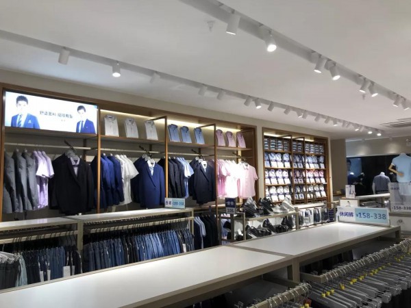 父亲节罗蒙又传喜讯:千万店系列之上海浦东新区川沙路店盛大开业