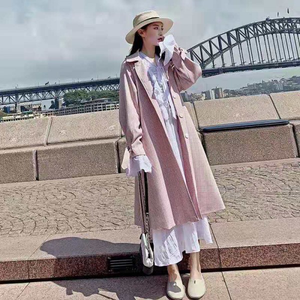 风衣怎么搭配出清新感 秋日做清新女神