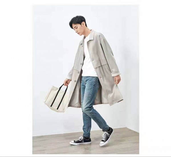 风衣男生怎么穿更清爽 风衣配什么裤子更有型