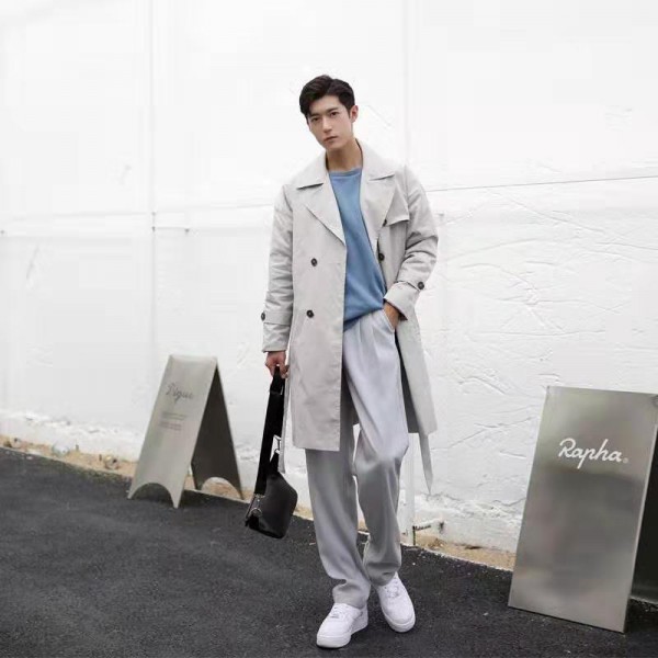 风衣男生怎么穿更清爽 风衣配什么裤子更有型