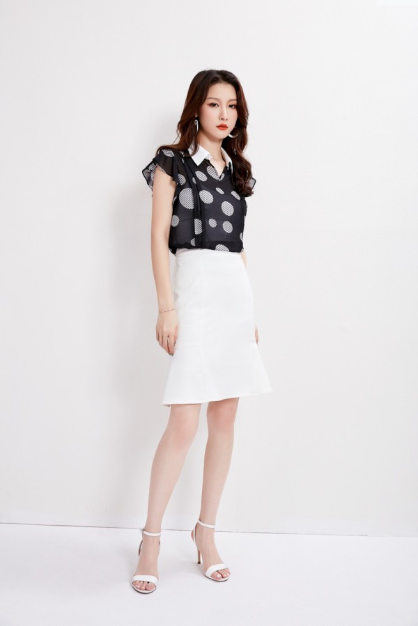 爱依莲秋装上新 优雅前行 遇见更美的自己!