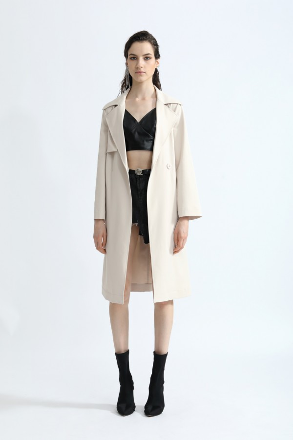 秋季女生穿搭什么好看 丹比奴一周穿衣搭配指南