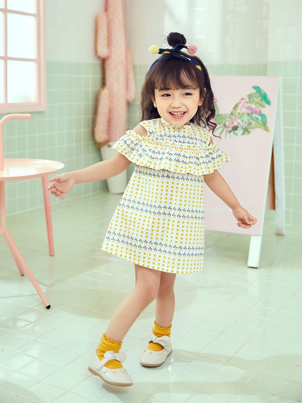 女孩子夏季清新搭配 淑女有俏皮哦