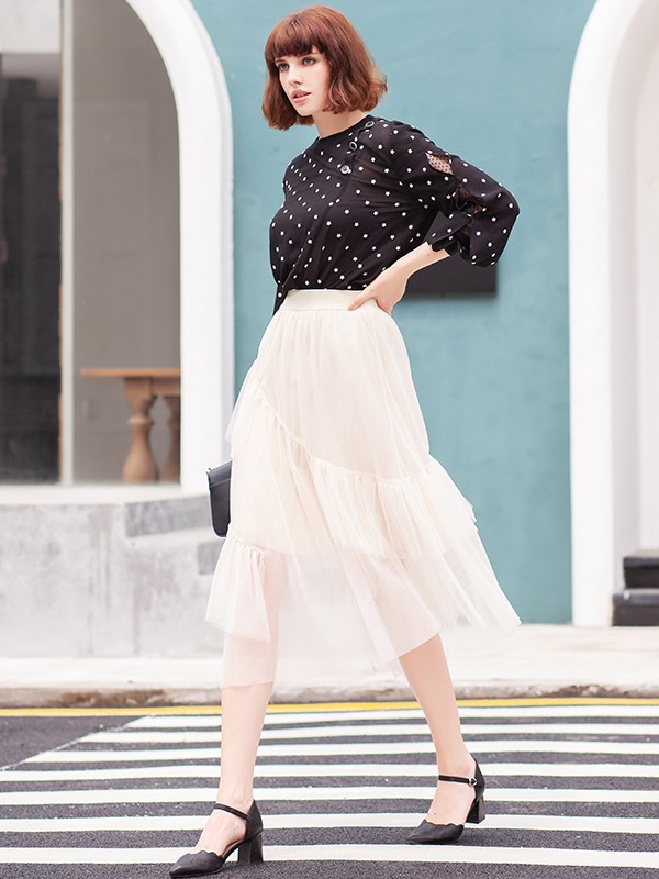 秋季优雅半身裙穿搭 国庆节这样穿