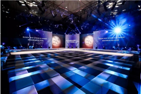 热烈祝贺步森男装2020·圆新品发布会顺利落幕!