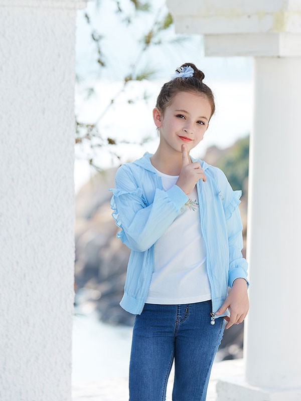 秋季活泼公主风的穿搭 可趣可奇让孩子的童年变得更加完整