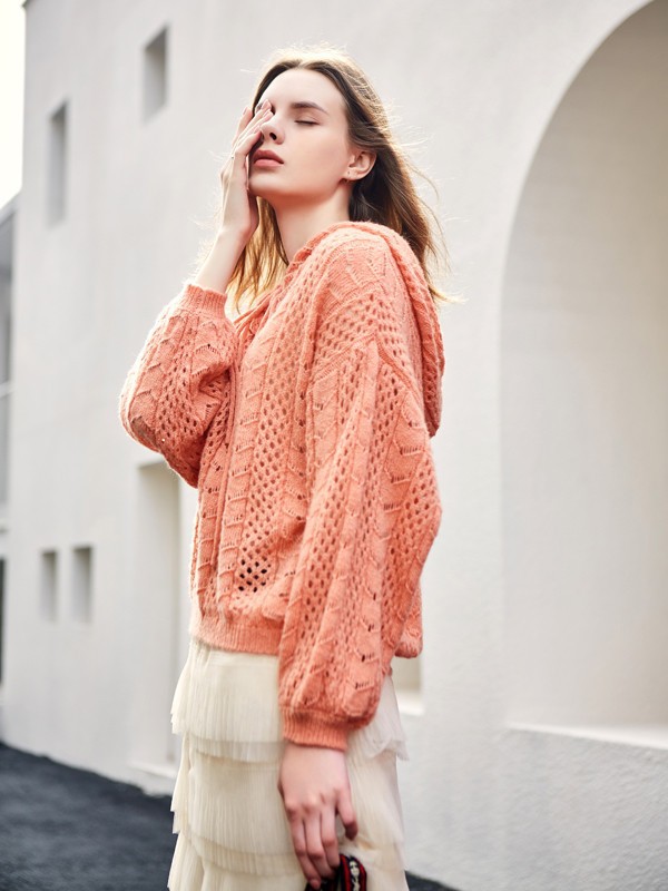 针织衫在秋季穿什么好看 穿在身上显气质吗?