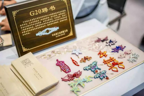 设计力量｜以衣致意梦想初成 演绎服饰魅力