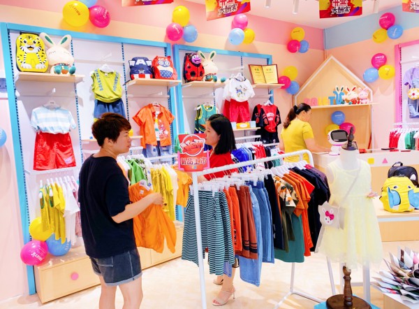 童装加盟十大品牌芭乐兔  多元化创收火爆市场