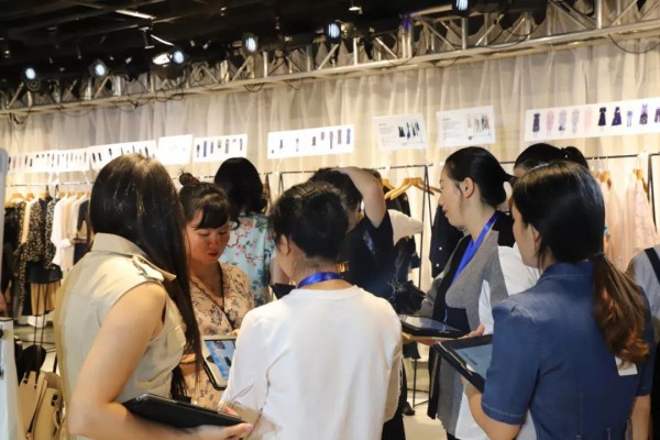 心出发 • 蝶变 LEAGEL2020春夏新品发布会