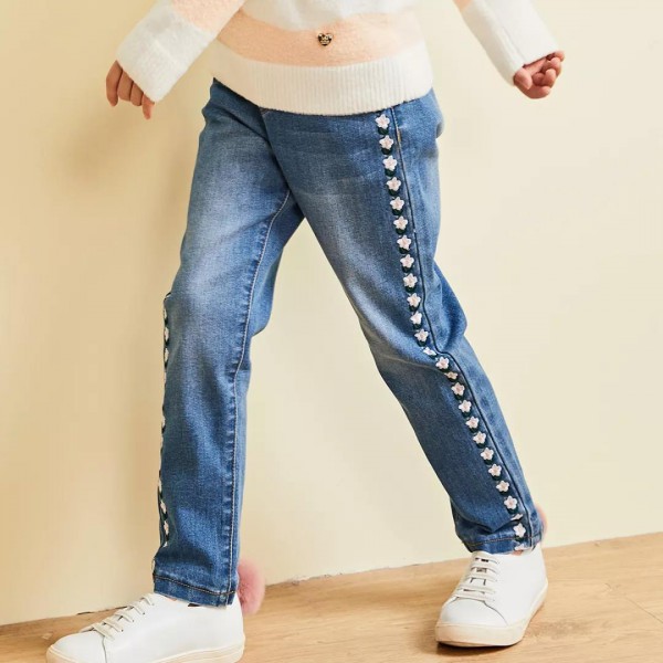 水孩儿秋季萌宝换新记 十一假期不单调