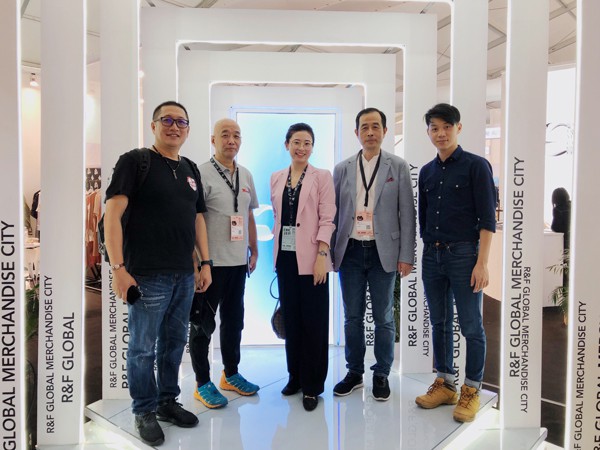 富力·环贸港携众多原创品牌亮相CHIC秋季展成全场焦点