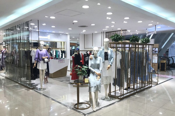 女装店如何装修才能吸引顾客 江韵古歌带你了解